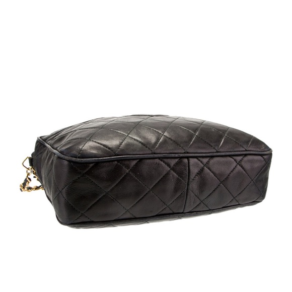 Auth CHANEL Quilted Lambskin Tassel Camera Bag with Double Straps - Picture 3 of 9